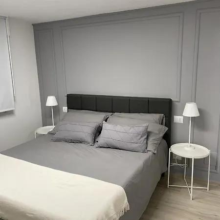 بيت للعطل Bellissimo Piano Terra Con Ingresso Indipendente E Parcheggio Privato